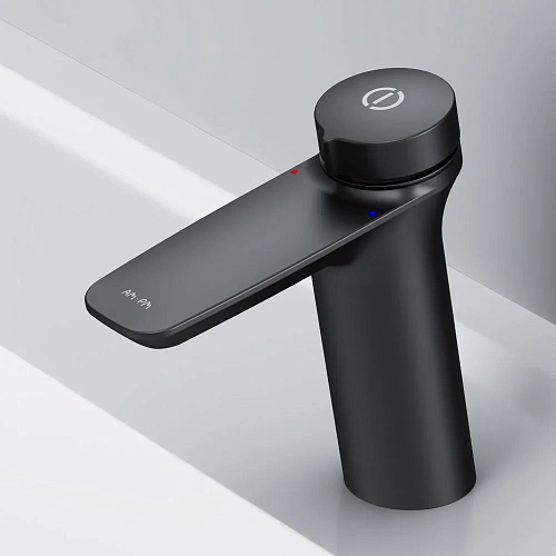 Смеситель для раковины AM.PM Inspire V2.0 F50A02522 черный Смеситель для раковины AM.PM Inspire V2.0 F50A02522 черный