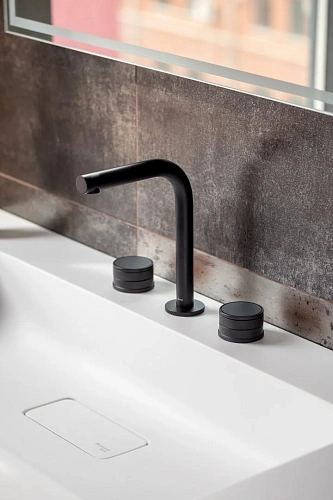 Смеситель для раковины Boheme PRESTIGE BLACK 152-B-PR Смеситель для раковины Boheme PRESTIGE BLACK 152-B-PR