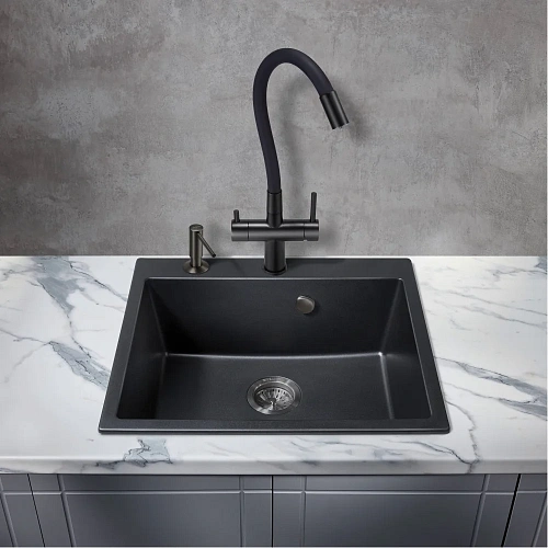 Смеситель для кухни Milacio Ultra 560 (MCU.560.TBB) под фильтр, total black черный шланг Смеситель для кухни Milacio Ultra 560 (MCU.560.TBB) под фильтр, total black черный шланг