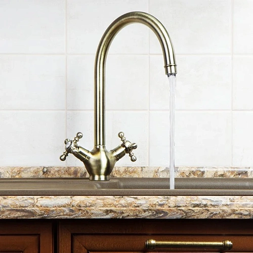 Смеситель для кухни Iddis Sam SAMBRJ0i05 Смеситель для кухни Iddis Sam SAMBRJ0i05