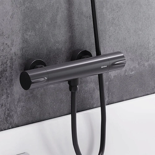 Смеситель для душа Damixa Scandinavian Pure 366000300, термостатический черный Смеситель для душа Damixa Scandinavian Pure 366000300, термостатический черный