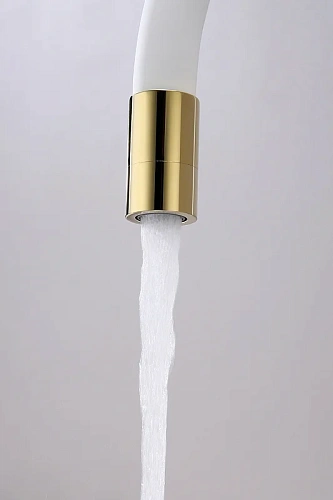 Смеситель для кухни Paulmark Salix золото белый шланг Sa213419-Gw Смеситель для кухни Paulmark Salix золото белый шланг Sa213419-Gw