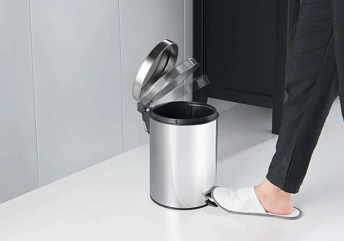 Ведро для мусора Aquatek AQ4991CR хром полированный Ведро для мусора Aquatek AQ4991CR хром полированный