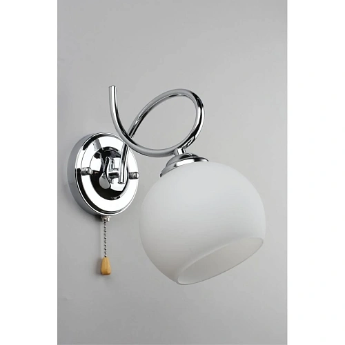 Светильник настенный (Бра) Omnilux Bellano OML-24701-01 Светильник настенный (Бра) Omnilux Bellano OML-24701-01