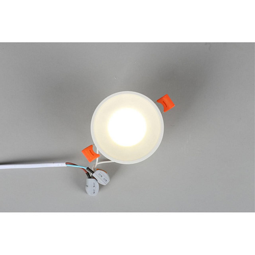 Светильник встраиваемый-накладной Omnilux Napoli OML-102709-01 Светильник встраиваемый-накладной Omnilux Napoli OML-102709-01