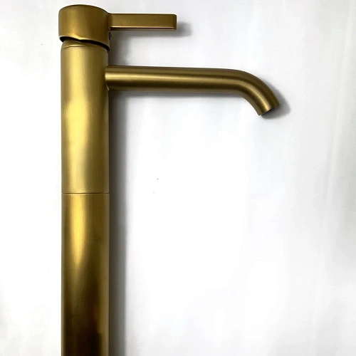 Смеситель для раковины Paini Brera 74PJ205OLL без донного клапана, высокий, матовое золото PVD Смеситель для раковины Paini Brera 74PJ205OLL без донного клапана, высокий, матовое золото PVD