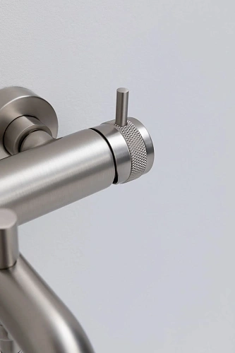 Смеситель для ванны Allen Brau Priority 5.31D10-BN никель брашированный Смеситель для ванны Allen Brau Priority 5.31D10-BN никель брашированный