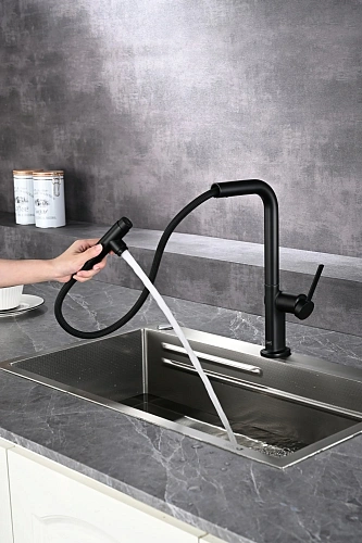 Смеситель для кухни AQUAme Cucina AQM9903MB с выдвижным изливом, с подключением к фильтру с питьевой водой, черный матовый Смеситель для кухни AQUAme Cucina AQM9903MB с выдвижным изливом, с подключением к фильтру с питьевой водой, черный матовый