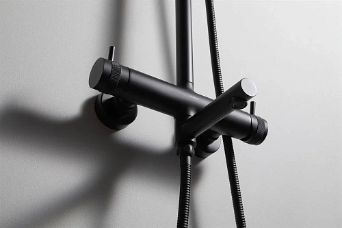 Душевая система Allen Brau Priority 5.31A10-31 черный матовый Душевая система Allen Brau Priority 5.31A10-31 черный матовый