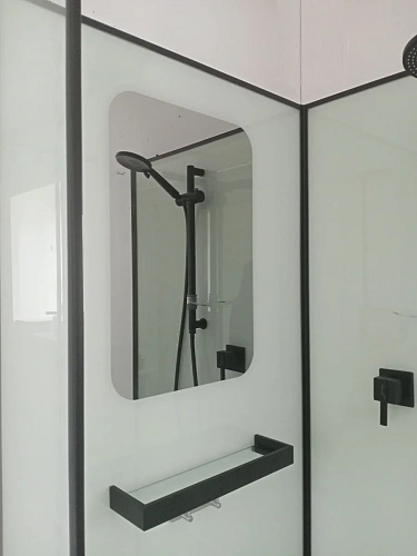 Душевая кабина Ceruttispa KORRA90B 90x90x205 профиль черный, стекло прозрачное Душевая кабина Ceruttispa KORRA90B 90x90x205 профиль черный, стекло прозрачное