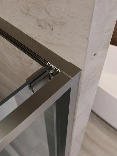 Душевая дверь CEZARES LUX-B-FS-1-100-C-GM 100 см, профиль оружейная сталь, стекло прозрачное Душевая дверь CEZARES LUX-B-FS-1-100-C-GM 100 см, профиль оружейная сталь, стекло прозрачное