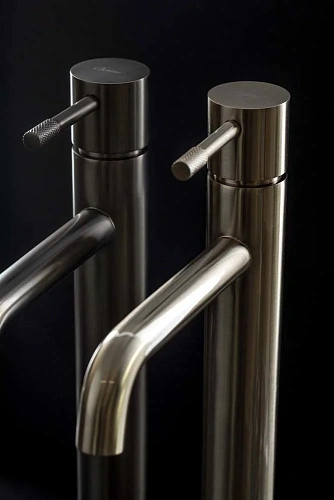 Смеситель для раковины Boheme Uno 462-NB Nikel Brush Смеситель для раковины Boheme Uno 462-NB Nikel Brush