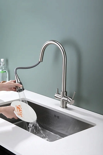 Смеситель для кухни Paulmark LANGE брашированная сталь La214212-BS Смеситель для кухни Paulmark LANGE брашированная сталь La214212-BS