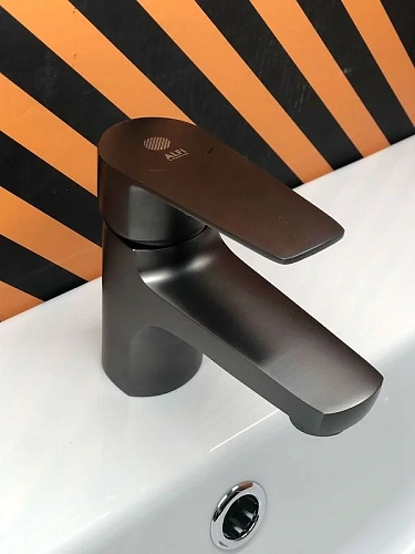 Комплект смесителей Orange Loop M26-311gr графит Комплект смесителей Orange Loop M26-311gr графит