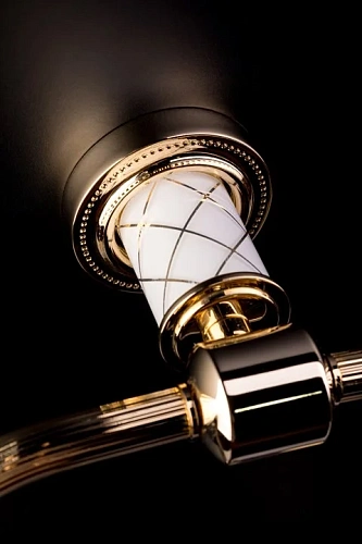 Держатель туалетной бумаги Boheme Murano 10901-W-G Держатель туалетной бумаги Boheme Murano 10901-W-G