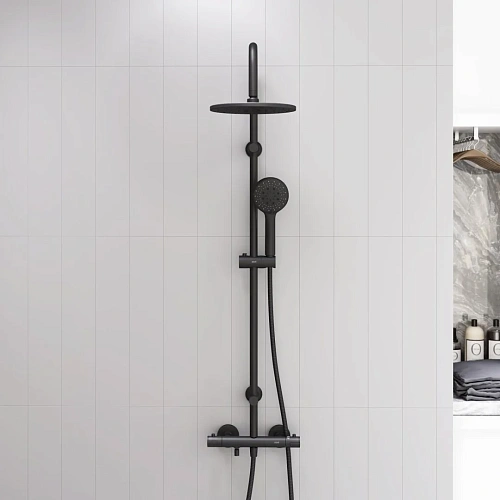 Душевая система Dorff Futura D0710522 с термостатом, черный Душевая система Dorff Futura D0710522 с термостатом, черный