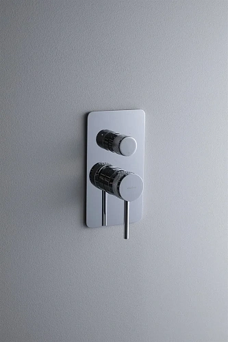 Смеситель для ванны Allen Brau Priority 5.31A11-00 (с внутренней частью) хром Смеситель для ванны Allen Brau Priority 5.31A11-00 (с внутренней частью) хром