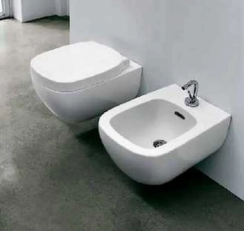 Унитаз подвесной Laufen Palomba 2080.1 (8.2080.1.000.000.1) Унитаз подвесной Laufen Palomba 2080.1 (8.2080.1.000.000.1)