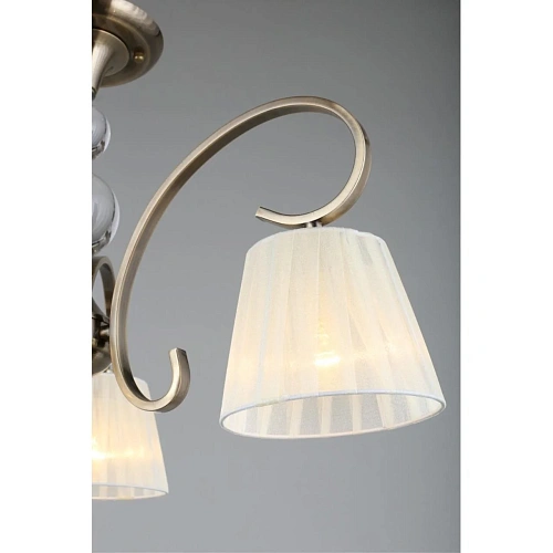 Люстра потолочная Omnilux Laveno OML-56103-03 Люстра потолочная Omnilux Laveno OML-56103-03