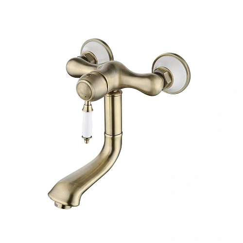 Смеситель для кухни Lemark Villa LM4811B, бронза Смеситель для кухни Lemark Villa LM4811B, бронза