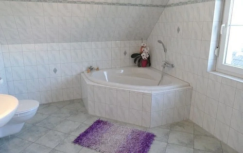 Акриловая ванна Riho Austin BA1100500000000 145x145 Акриловая ванна Riho Austin BA1100500000000 145x145