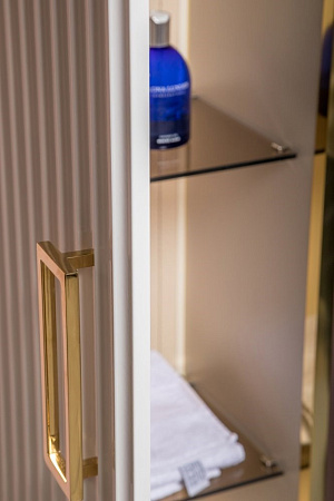 Шкаф-пенал Boheme MONACO белый глянец + золото без ножек 868-WG Шкаф-пенал Boheme MONACO белый глянец + золото без ножек 868-WG