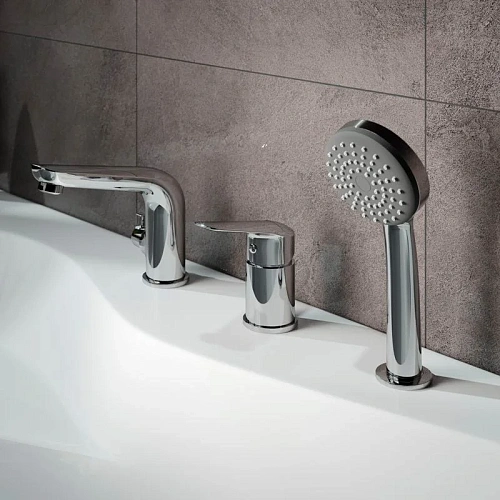 Смеситель на борт ванны Iddis Torr TORSB30i07 Смеситель на борт ванны Iddis Torr TORSB30i07