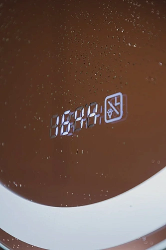 Зеркало Silver mirrors Италия 570х770 - 4 часы, сенсорный выключатель ФР-00001057 Зеркало Silver mirrors Италия 570х770 - 4 часы, сенсорный выключатель ФР-00001057