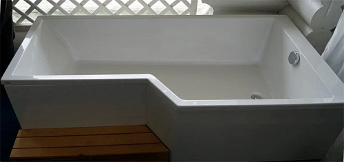 Акриловая ванна Jacob Delafon Bain-Douche Neo 170х70 E6D002R-00 правая Акриловая ванна Jacob Delafon Bain-Douche Neo 170х70 E6D002R-00 правая