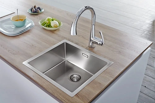 Смеситель для кухни GROHE Zedra с профессиональной лейкой, хром (32294001) Смеситель для кухни GROHE Zedra с профессиональной лейкой, хром (32294001)
