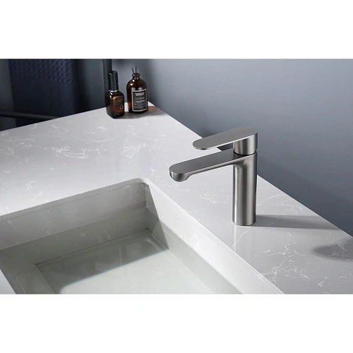 Смеситель для раковины Splenka S222.10.09, графит Смеситель для раковины Splenka S222.10.09, графит