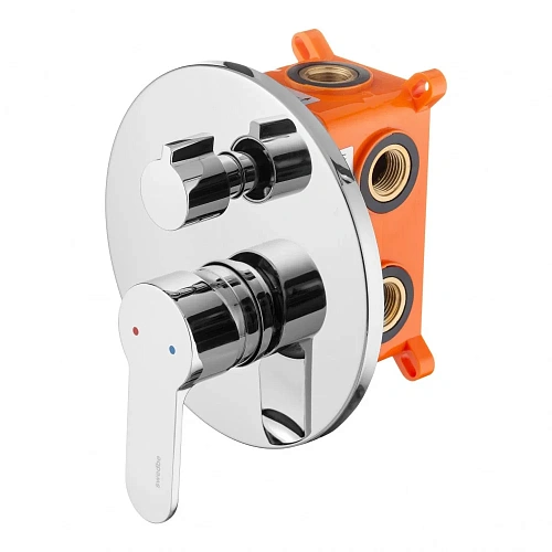 Смеситель для ванны Swedbe Platta 5521 встраиваемый подключение на 3 выхода в монтажном боксе Смеситель для ванны Swedbe Platta 5521 встраиваемый подключение на 3 выхода в монтажном боксе