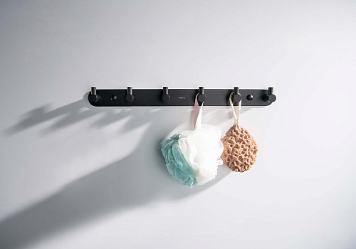 Крючок Aquatek ЕВРОПА AQ4124MB черный матовый Крючок Aquatek ЕВРОПА AQ4124MB черный матовый