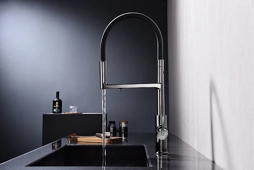 Смеситель для кухни Paulmark Tornado глянцевый черный To213402-GB Смеситель для кухни Paulmark Tornado глянцевый черный To213402-GB