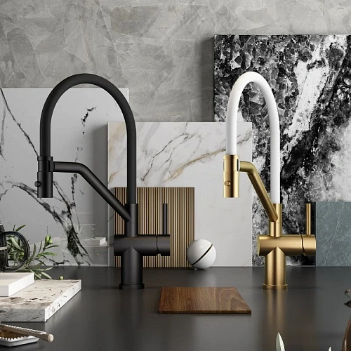 Смеситель для кухни Raglo R86.41.06 с гибким изливом, черный Смеситель для кухни Raglo R86.41.06 с гибким изливом, черный