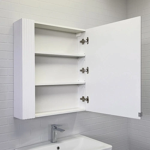 Зеркальный шкаф Comforty Лима-70 00-00006135 белый матовый Зеркальный шкаф Comforty Лима-70 00-00006135 белый матовый