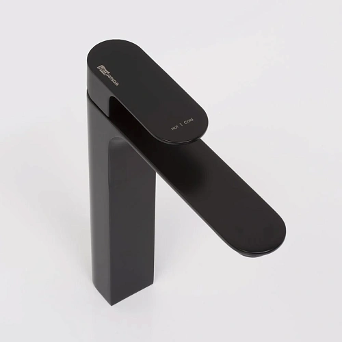 Смеситель для раковины WasserKRAFT Elbe 7403H черный Смеситель для раковины WasserKRAFT Elbe 7403H черный