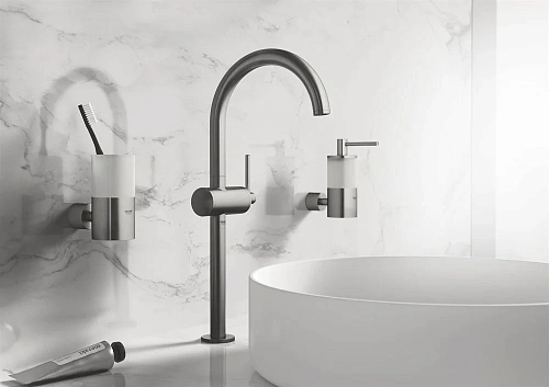 Смеситель для раковины GROHE Atrio New, свободностоящий, темный графит (32647AL3) Смеситель для раковины GROHE Atrio New, свободностоящий, темный графит (32647AL3)