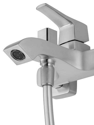 Смеситель для ванны Wonzon & Woghand FLEX брашированный никель (WW-88037072-BN) Смеситель для ванны Wonzon & Woghand FLEX брашированный никель (WW-88037072-BN)