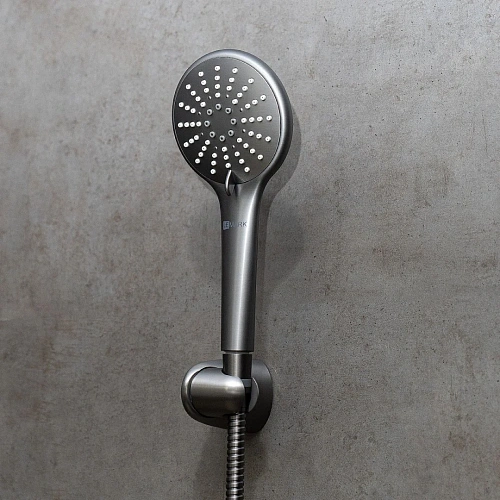 Душевая система Lemark Bronx LM3742GM термостатическая, встраиваемая, графит Душевая система Lemark Bronx LM3742GM термостатическая, встраиваемая, графит