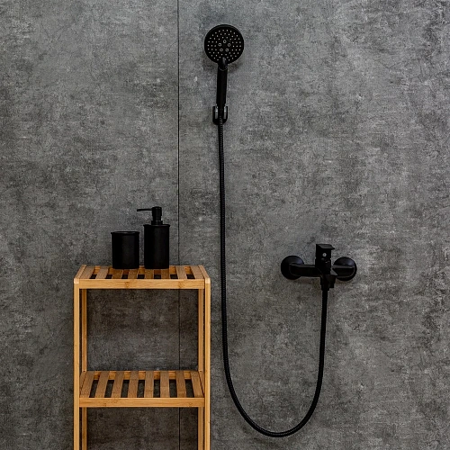 Душевой гарнитур STWORKI Кронборг KR-04b 554401 Душевой гарнитур STWORKI Кронборг KR-04b 554401