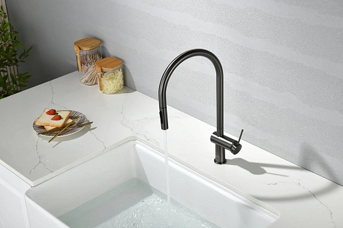 Смеситель для кухни AQUAme Cucina AQM9901GM с выдвижным изливом, металл Смеситель для кухни AQUAme Cucina AQM9901GM с выдвижным изливом, металл