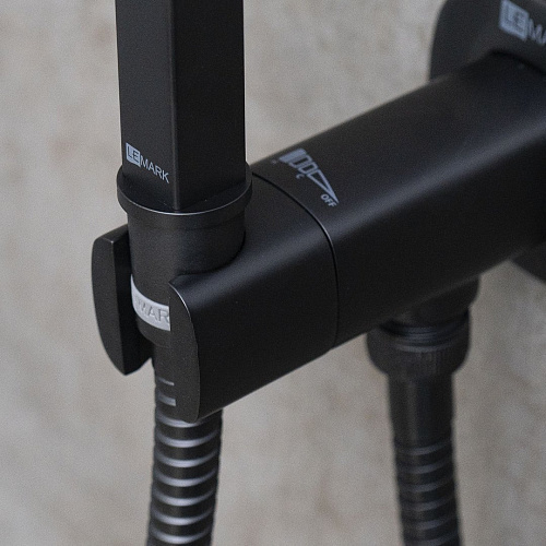 Гигиенический душ Lemark Solo LM7172BL, встраиваемый, черный Гигиенический душ Lemark Solo LM7172BL, встраиваемый, черный