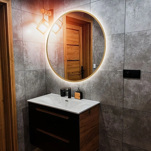 Зеркало ABBER Mond AG6204SCGL-1.0 с подсветкой, бесконтактный выключатель, диммер, золото Зеркало ABBER Mond AG6204SCGL-1.0 с подсветкой, бесконтактный выключатель, диммер, золото