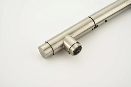 Смеситель для кухни AQUAme Cucina AQM9902BN с выдвижным изливом, никель шлифованный Смеситель для кухни AQUAme Cucina AQM9902BN с выдвижным изливом, никель шлифованный