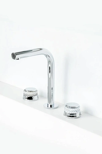 Смеситель для раковины Boheme AURA CHROME 152-CR-A Смеситель для раковины Boheme AURA CHROME 152-CR-A