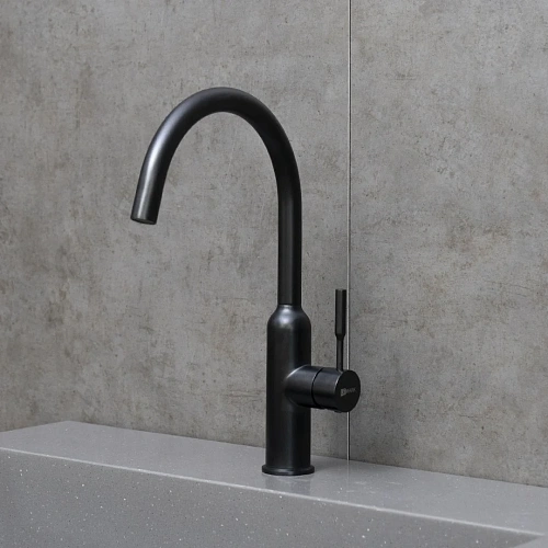 Смеситель для кухни Lemark Expert LM5079BL с поворотным изливом, черный нано Смеситель для кухни Lemark Expert LM5079BL с поворотным изливом, черный нано
