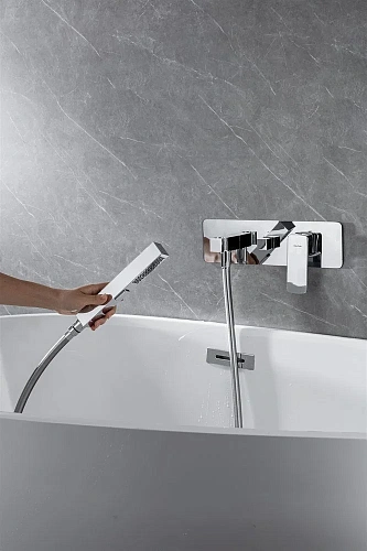 Смеситель для ванны с душем Allen Brau Infinity 5.21007-00 с внутренней частью Смеситель для ванны с душем Allen Brau Infinity 5.21007-00 с внутренней частью