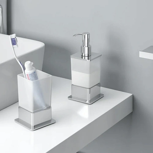 Стакан EXCELLENT Riko хром DOEX.1614CR Стакан EXCELLENT Riko хром DOEX.1614CR