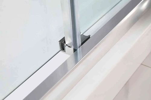 Душевой уголок CEZARES LUX-SOFT-W-AH-1-120/80-C-Cr-IV 120x80см стекло прозрачное, профиль хром Душевой уголок CEZARES LUX-SOFT-W-AH-1-120/80-C-Cr-IV 120x80см стекло прозрачное, профиль хром